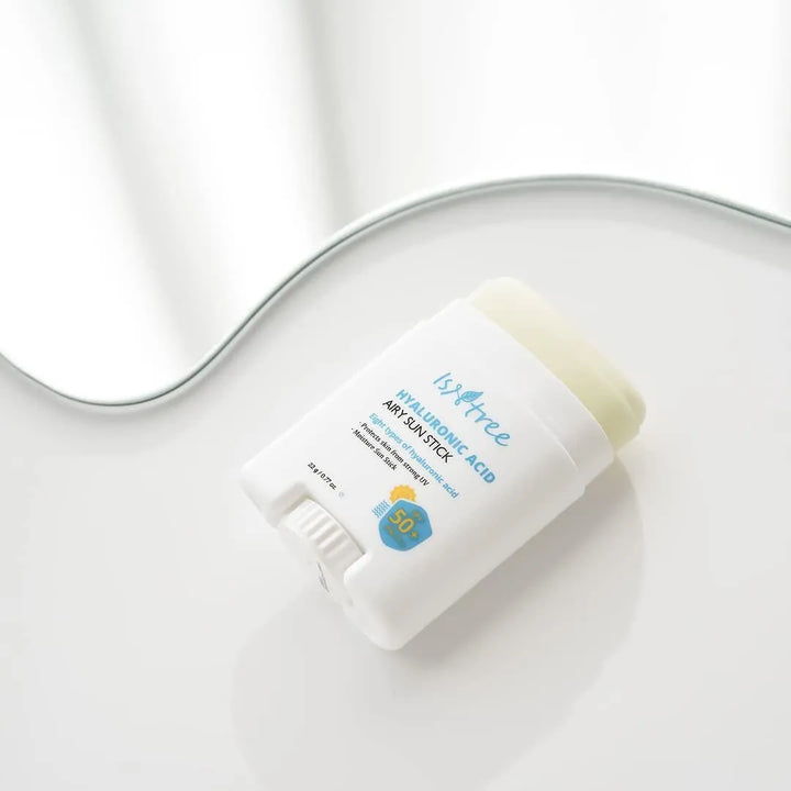 Isntree Hyaluronic Acid Airy Sun Stick