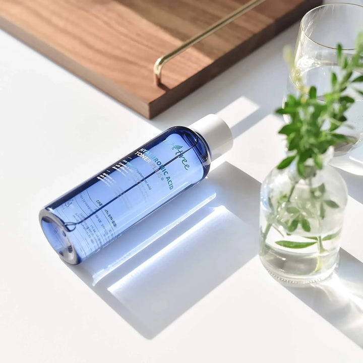 Isntree Hyaluronic Acid Toner Plus