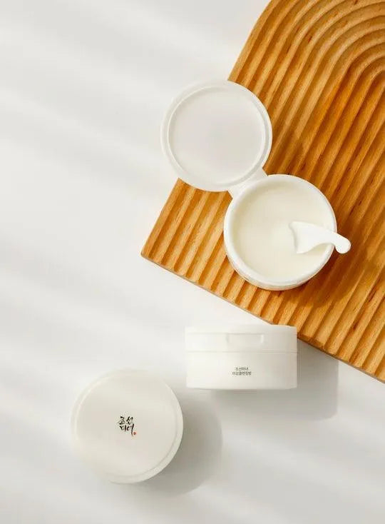 Beauty of Joseon Radiance Cleansing Balm Korean skincare jar on wooden tray, Me Time Groningen