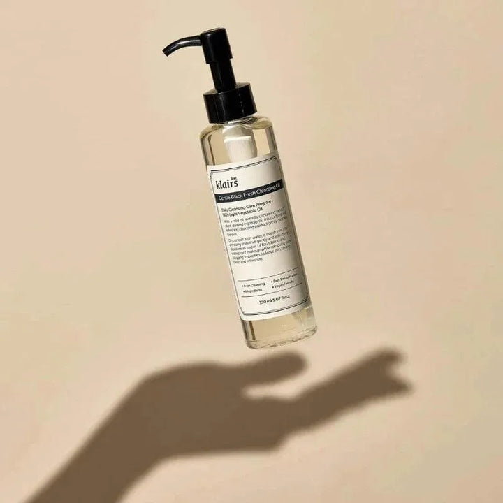 Dear Klairs Gentle Black Deep Cleansing Oil