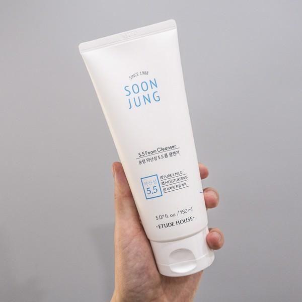 Etude House Soon Jung pH 5.5 Foam Cleanser