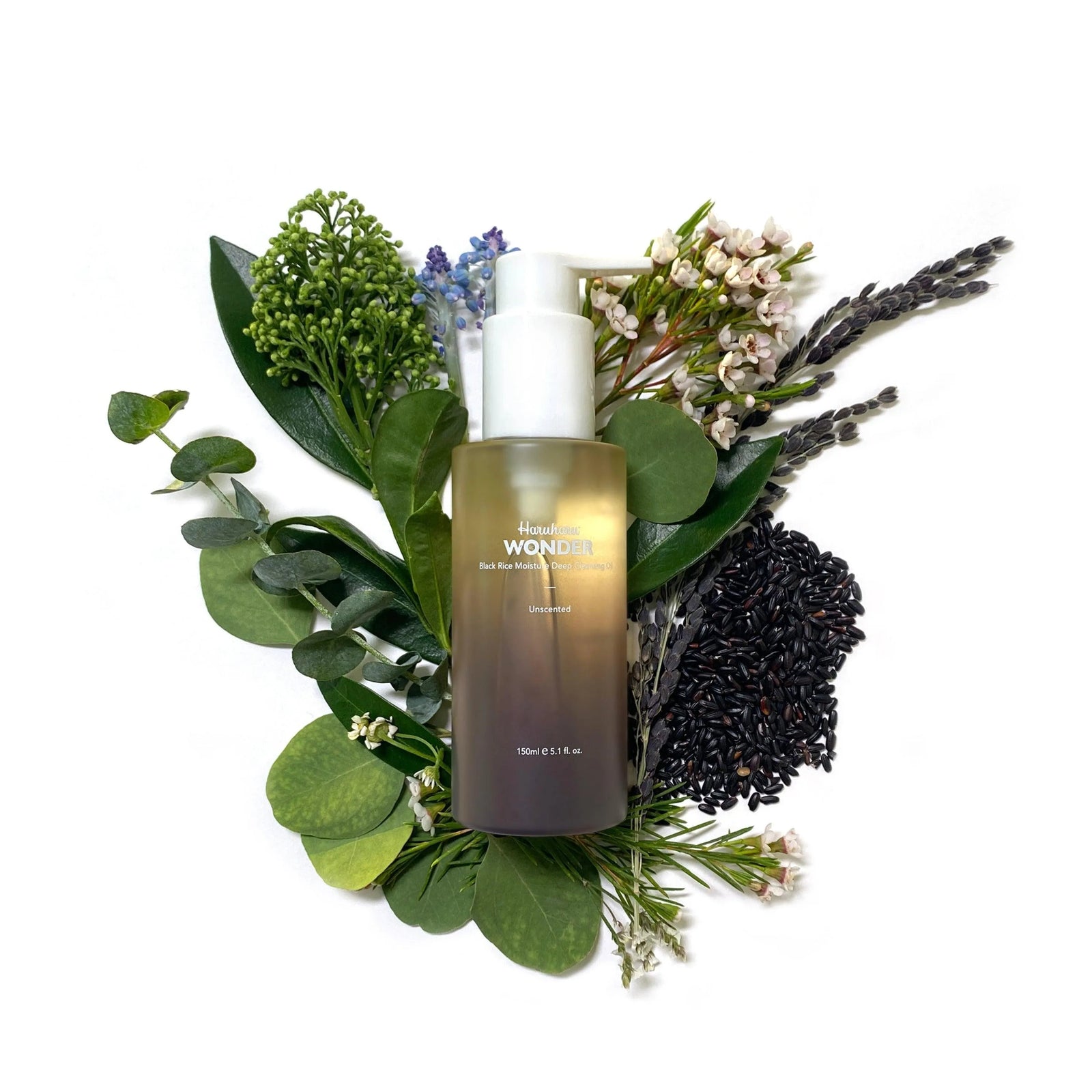 Haruharu Wonder Black Rice Moisture Deep Cleansing Oil bottle with black rice and greenery, Korean skincare at Me Time Groningen