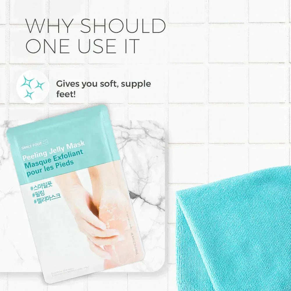 The Face Shop Smile Foot Peeling Jelly Mask, Korean skincare product on white tile at Me Time Groningen.